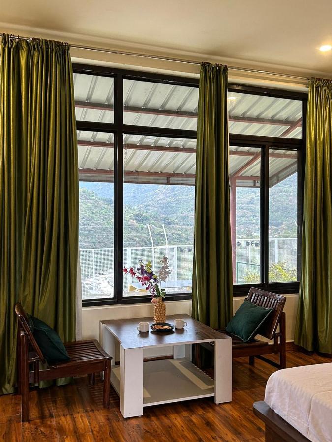 Dhauladhar View Village Resort Dharamshala Eksteriør billede