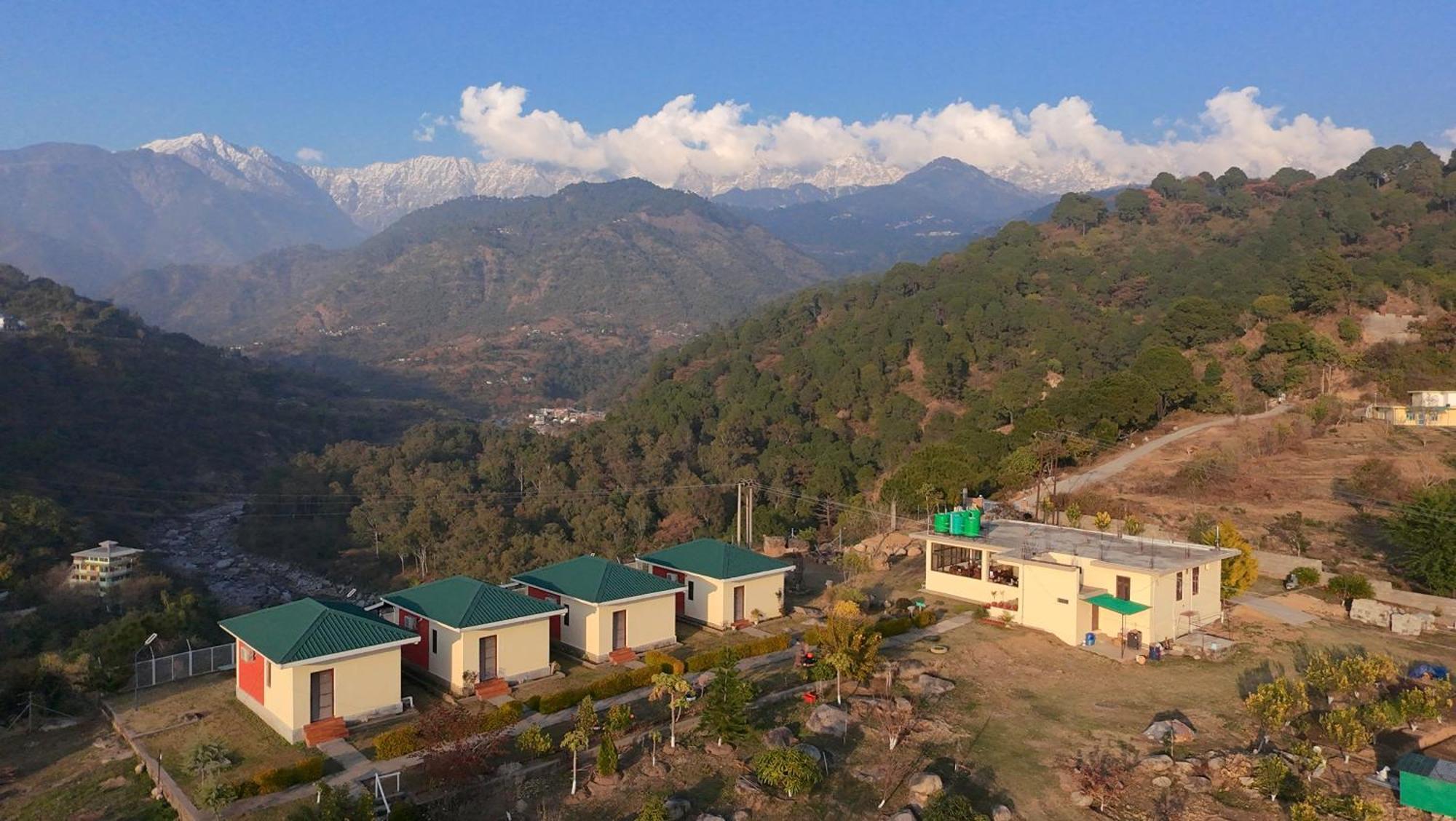 Dhauladhar View Village Resort Dharamshala Eksteriør billede